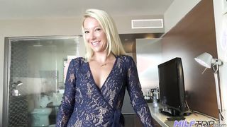 Világos Szőke milf mami rendesen megkúrelva