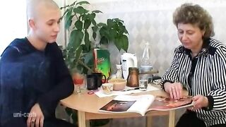 Magányos feleség és a tini csávó