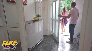 Fake Hostel - Tini csajok megdöngetve durván