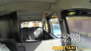 FakeTaxi cuki göndör csoki kisasszony nagyon jól baszható