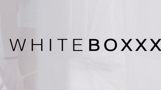 WhiteBoxxx - Stella Flex finom szexelése