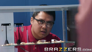 Brazzers - Whitney Wright hatalmas feneke megdöngetve