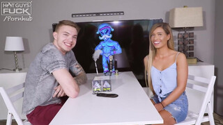 Szexy kicsike mellű csajszi meghágva - Hot Guys Fuck