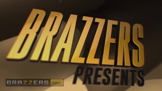 Brazzers - Cherie Deville tini krapekkal baszik
