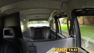 FakeTaxi - Dögös lengyel hölgyemény megdöngetve