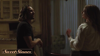 Family Sinners - Kayley Gunner a hatalmas keblű nevelő anya