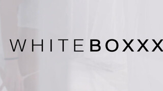 WhiteBoxxx - Lana Roy és Stella Flex megosztoznak egy faszon