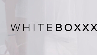 WhiteBoxxx - megujjaztam magam a krapekom mellett
