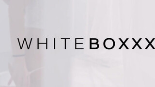 WHITEBOXXX - a rendes csaj megoszotik a faszon