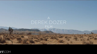 Deeper - a tetkós bögyös picsa legelső jelenete