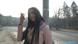 Public Agent - Izgató kreol picsa felszedve