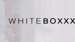 WhiteBoxxx - Ginebra Bellucci a dögös latina csajszi