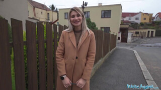 Public Agent - Marsianna Amon a hatalmas csöcsű nőci