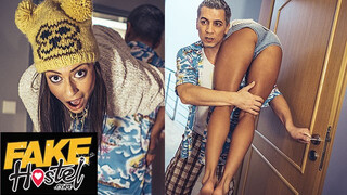 Fake Hostel Porn - Cassie Del Isla a szexy turista bige