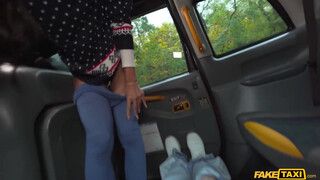 Fake Taxi - Nagyon dögös latina bige