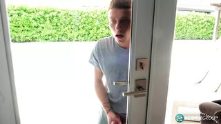 Dögös 40-es sierra megdugja a fiatal kukkolót