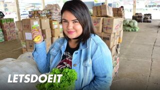 Duci spanyol milf picsája mélyen megdöngetve xiomarától